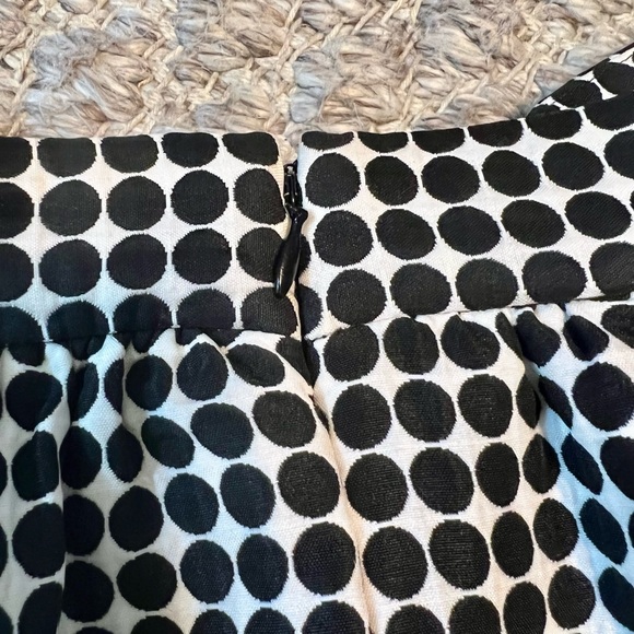 Express Skirt - Black & White with Polka Dots - Picture 5 of 5